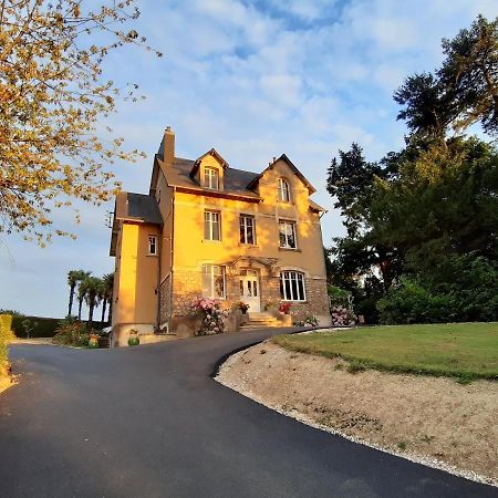 La Garenne Bed & Breakfast Bricquebec Eksteriør bilde